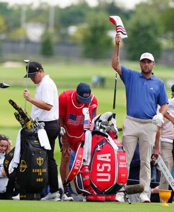 MEDINAH, IL - SEPTEMBER 24: Team USA golfer Scottie Scheffler pulls his driver from his bag on the 18th tee during the first round of the 2026 Presidents Cup on September 24, 2026, at Medinah Country Club in Medinah, Illinois. (Photo by Brian Spurlock Icon Sportswire) GOLF: SEP 24 Presidents Cup EDITORIAL USE ONLY Icon260924103