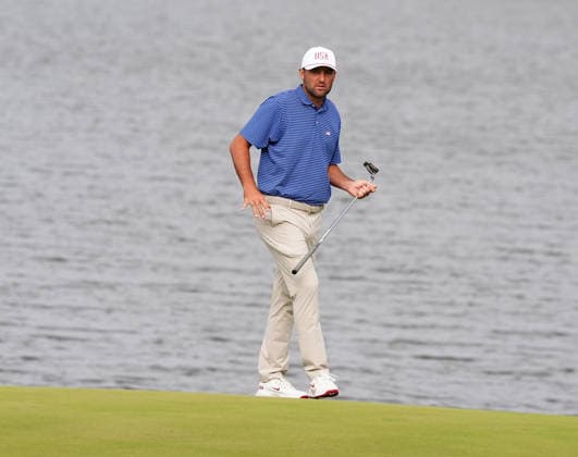 MEDINAH, IL - SEPTEMBER 24: Team USA golfer Scottie Scheffler putts on the 16th hole during the first round of the 2026 Presidents Cup on September 24, 2026, at Medinah Country Club in Medinah, Illinois. (Photo by Brian Spurlock Icon Sportswire) GOLF: SEP 24 Presidents Cup EDITORIAL USE ONLY Icon260924105