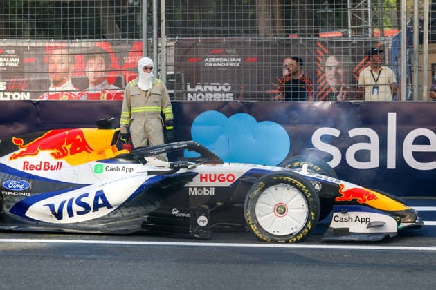 AZERBAIJAN, BAKU - SEPTEMBER 24, 2026: Racing Bulls driver Arvid Lindblad is seen after an accident during the 2026 Formula One Azerbaijan Grand Prix at the Baku City Circuit. Danil Aikin TASS  98249112