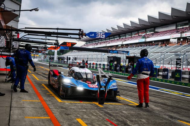 FIA WEC - 6 HOURS OF FUJI 2026 36 GOUNON Jules (fra), MARTINS Victor (fra), Alpine Endurance Team, Alpine A424 36, Hypercar, pitstop, arrÃªt aux stands during the 6 Hours of Fuji 2026, 6th round of the 2026 FIA World Endurance Championship, from September 25 to 27, 2026 on the Fuji Speedway in Oyama, Shizuoka, Japan - OyamaJapan  Copyright: xANTONINxVINCENTx