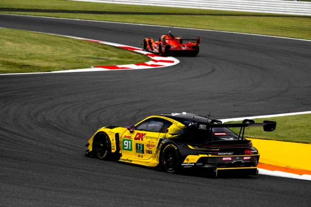 FIA WEC - 6 HOURS OF FUJI 2026 91 BOGUSLAVSKIY Timur, COTTINGHAM James (gbr), GUVEN Ayhancan (tur), Manthey DK Engineering, Porsche 911 GT3 R (992.2) 91, LM GT3, action during the 6 Hours of Fuji 2026, 6th round of the 2026 FIA World Endurance Championship, from September 25 to 27, 2026 on the Fuji Speedway in Oyama, Shizuoka, Japan - OyamaJapan Copyright: xFabrizioxBoldonix