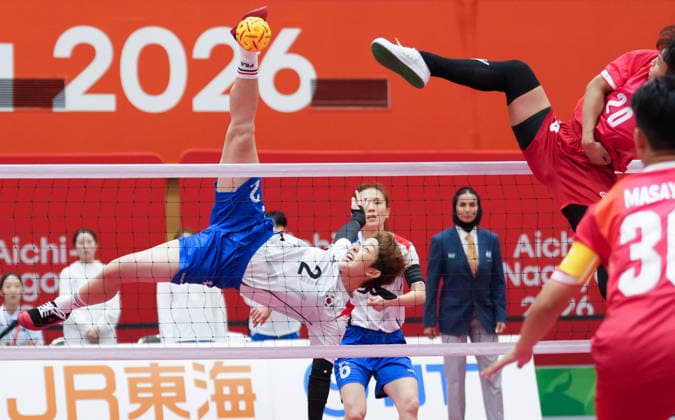 (260925) -- NAGOYA, Sept. 25, 2026 -- Han Yeji of team South Korea competes during the women s team regu gold medal match between team South Korea and team Thailand of sepaktakraw at the 20th Asian Games Aichi-Nagoya 2026 in Nagoya, Japan, Sept. 25, 2026. ) (SP)JAPAN-NAGOYA-ASIAN GAMES-SEPAKTAKRAW-WOMEN S TEAM REGU-GOLD MEDAL MATCH WangxFei 
