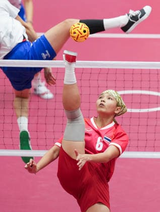 (260925) -- NAGOYA, Sept. 25, 2026 -- Ratsamee Thongsod of team Thailand competes during the women s team regu gold medal match between team South Korea and team Thailand of sepaktakraw at the 20th Asian Games Aichi-Nagoya 2026 in Nagoya, Japan, Sept. 25, 2026. ) (SP)JAPAN-NAGOYA-ASIAN GAMES-SEPAKTAKRAW-WOMEN S TEAM REGU-GOLD MEDAL MATCH WangxFei 