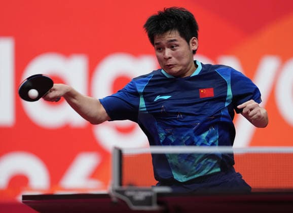 (260925) -- TOYOTA, Sept. 25, 2026 -- Lin Shidong of China competes during the Table tennis, Tischtennis men s singles round 2 match against Mak Tin Ian of China s Macao at the 20th Asian Games Aichi-Nagoya 2026 in Toyota of Aichi Prefecture, Japan, Sept. 25, 2026. ) (SP)JAPAN-TOYOTA-ASIAN GAMES-TABLE TENNIS-MEN S SINGLES CheongxKamxKa 