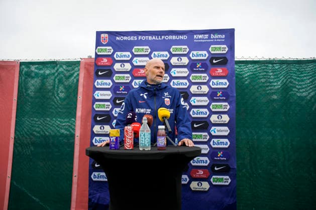 Press Conference with Stale Solbakken, Oslo, Lillestrøm, September 25, 2026, Oslo, Lillestrøm 20260925 National team coach Stale Solbakken at the press conference with the national soccer team after the Nations League match against Denmark Photo: Stian Lysberg Solum, NTB Photo: Stian Lysberg Solum, NTB Oslo Lillestrøm EDITORIAL USE ONLY RESTRICTED USE BY BETTING COMPANIES  Copyright: xStianxLysbergxSolumx xNTBx