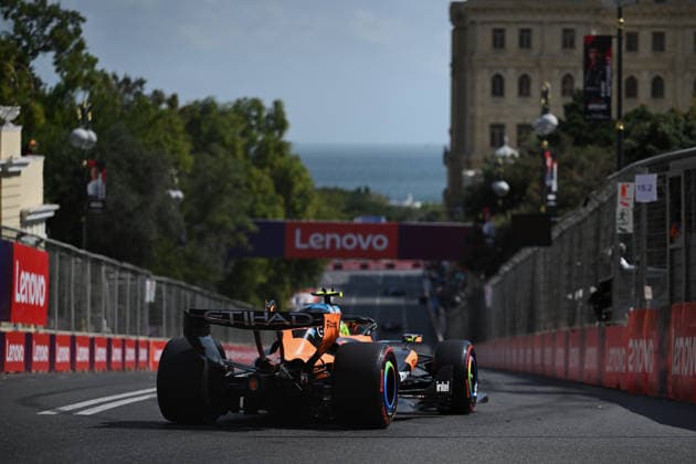 F1 - AZERBAIJAIN GRAND PRIX 2026 01 NORRIS Lando (gbr), McLaren F1 Team MCL40, action during the 2026 Formula 1 Azerbaijan Grand Prix, 15th round of the 2026 Formula One World Championship, WM, Weltmeisterschaft from September 24 to 26, 2026 on the Baku City Circuit, in Baku, Azerbaijan - BakuAzerbaijan  Copyright: xDPPIx