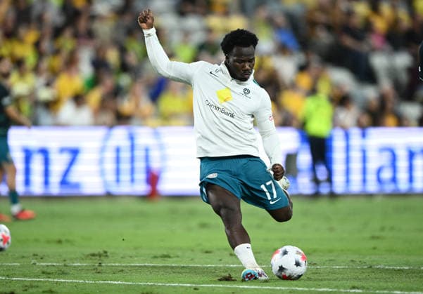 SOCCER AUSTRALIA BRAZIL, Nestory Irankunda of Australia warms up during the Queensland Football Series International Friendly, Länderspiel, Nationalmannschaft match between the Socceroos and Brazil at Queensland Country Bank Stadium in Townsville, Friday, September 25, 2026. ( NO ARCHIVING, EDITORIAL USE ONLY TOWNSVILLE QUEENSLAND Australia  Copyright: xMATTxTAYLORx 20260925199338398813