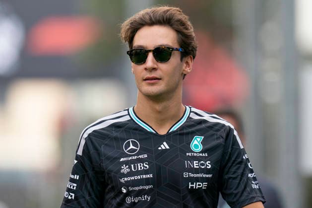 FORMULA 1 AZERBAIJAN GRAND PRIX 2026 George Russell (GBR) 63 Mercedes arriving for qualifying during the Formula 1 Qatar Airways Azerbaijan Grand Prix 2026, Round 15 of the 2026 Formula 1 World Championship, WM, Weltmeisterschaft from 24th - 26th September 2026 at the Baku City Circuit, Baku, Azerbaijan. Credit: Robbie Hoad Every Second Media Editorial use only. All images are copyright Every Second Media Limited. No images may be reproduced without prior permission. Copyright: xIMAGO EveryxSecondxMediax ESM-2183-0244 RobbiexHoadx xEveryxSecondxMediax