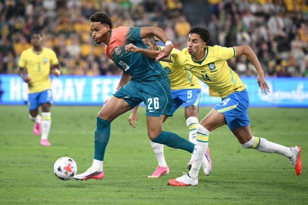 SOCCER AUSTRALIA BRAZIL, Tete Yengi of the Socceroos makes a run during the Queensland Football Series International Friendly, Länderspiel, Nationalmannschaft match between the Socceroos and Brazil at Queensland Country Bank Stadium in Townsville, Friday, September 25, 2026. ( NO ARCHIVING, EDITORIAL USE ONLY TOWNSVILLE QUEENSLAND Australia  Copyright: xJONOxSEARLEx 20260925121850162166