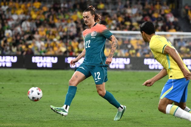 SOCCER AUSTRALIA BRAZIL, Jackson Irvine of the Socceroos controls the ball during the Queensland Football Series International Friendly, Länderspiel, Nationalmannschaft match between the Socceroos and Brazil at Queensland Country Bank Stadium in Townsville, Friday, September 25, 2026. ( NO ARCHIVING, EDITORIAL USE ONLY TOWNSVILLE QUEENSLAND Australia  Copyright: xJONOxSEARLEx 20260925141399296173