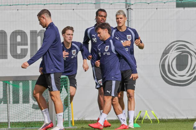 SOCCER - NL, AUT vs KOS VIENNA,AUSTRIA,25.SEP.26 - SOCCER - UEFA Nations League, group stage, OEFB international match, Länderspiel, Nationalmannschaft Austria vs Kosovo, preview, training team AUT. Image shows the team of AUT during warm up.  GEPAxpictures xDavidxBitzan