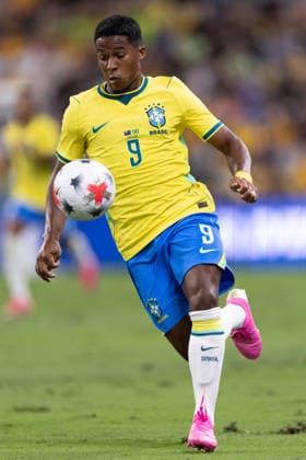 TOWNSVILLE, AUSTRALIA - SEPTEMBER 25: Endrick of Brazil runs with the ball during the International Friendly, Länderspiel, Nationalmannschaft football match between Australia and Brazil at Queensland Country Bank Stadium on September 25, 2026 in Townsville, Australia. (Photo by Ricardo Nogueira Sports Press Photo) Copyright: xRicardoxNogueira SportsxPressxPhotox Sportspressphoto_SPR239135