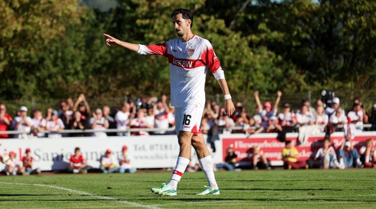September 25, 2026, Germany, Weinstadt Soccer: VfB Stuttgart vs. 1. FC Heidenheim; Goal scorer Atakan Karazor; VfB celebrates his goal to make it 1–0