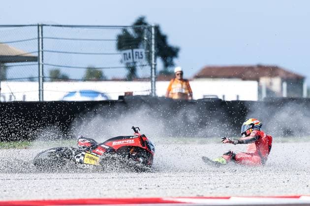 September 25, 2026, San Martino Del Lago, Cremona, Italy: Yari Montella of Barni Spark Racing Team with Ducati Panigale V4R crashes during Free Practice 2 of SBK Round 10 EICMA Italian Round. San Martino Del Lago Italy - ZUMAs197 20260925_aaa_s197_139 Copyright: xFabrizioxCarabellix