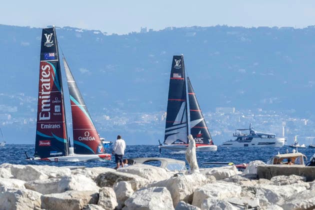 THE LOUIS VUITTON 38TH AMERICA™S CUP PRELIMINARY REGATTA, NAPLES Teams Emirates New Zeland and American Racing Challenger Team USA competes on the first day of the preliminary regatta for the 38th Louis Vuitton America™s Cup in the Gulf of Naples, Campania, Italy, on September 25, 2026. The Naples preliminary regatta gives the competing teams their first opportunity to test their AC40 one-design yachts ahead of the 38th America™s Cup, which will be held in Naples in 2027. _BPH9606 Copyright: xAntonioxBalascox