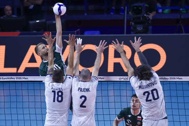 IPA88962651 - Attack by 30 Bart?omiej Bo??d? (Poland) during the semifinal of the CEV Enel EuroVolley 2026 match between Poland and Slovenia at the Unipol Forum in Milan, Italy, on September 25, 2026, during EuroVolley 2026 - Semifinal - Slovenia vs. Poland, CEV EuroVolley Men’s match in Assago (MI), Italy, September 25, 2026  Copyright: xValerioxOrigo IPAxSportx xx IPA88962651