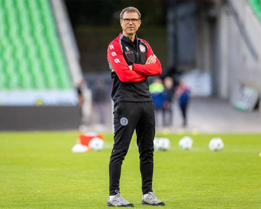 Matthias Mink, SC Fortuna Cologne, Head Coach (GER), TSV Havelse vs. SC Fortuna Cologne, Soccer, 3rd Division, Matchday 7, 2026–2027 Season, September 25, 2026 DFL regulations prohibit the use of photographs as image sequences and or quasi-video footage GER, TSV Havelse vs. SC Fortuna Cologne, Soccer, 3rd League, Matchday 7, 2026–2027 season, September 25, 2026, Hanover Copyright: xEibner-Pressefoto JanxRollingerx EP_JSK