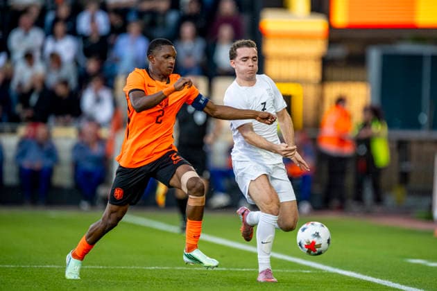 DEVENTER l Netherlands defender Givairo Read and Norway forward Edvin Austbo during the UEFA European Championship qualifying match between Jong Nederland and Jong Norway at De Adelaarshorst on September 25, 2026, in Deventer, Netherlands. Photo by DeFodi Images