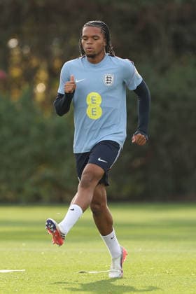 England MD-1 Training, Nations League Rio Ngumoha of England during the England MD-1 training session ahead of the 2026 27 UEFA Nations League Group A3 match vs Spain, Tottenham Hotspur Training Ground, Enfield, England on 25 September 2026 Credit: Tiego Grenho Every Second Media Editorial use only. All images are copyright Every Second Media Limited. No images may be reproduced without prior permission. Copyright: xIMAGO EveryxSecondxMediax ESM-2188-0027 TiegoxGrenhox xEveryxSecondxMediax