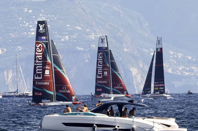 OTHER - Sailing - The Louis Vuitton 38th America s Cup Preliminary Regatta in Naples Photo by IPA ABACAPRESS.COM88961814 - Team Emirates New Zealand and Team Luna Rossa compete on the first day of the preliminary regatta for the 38th Louis Vuitton America s Cup in the Gulf of Naples, Campania, Italy, on September 25, 2026. The Naples preliminary regatta gives the competing teams their first opportunity to test their AC40 one-design yachts ahead of the 38th America s Cup, which will be held in Naples in 2027. Napoli Italy  Copyright: xIPAxSport ABACAx