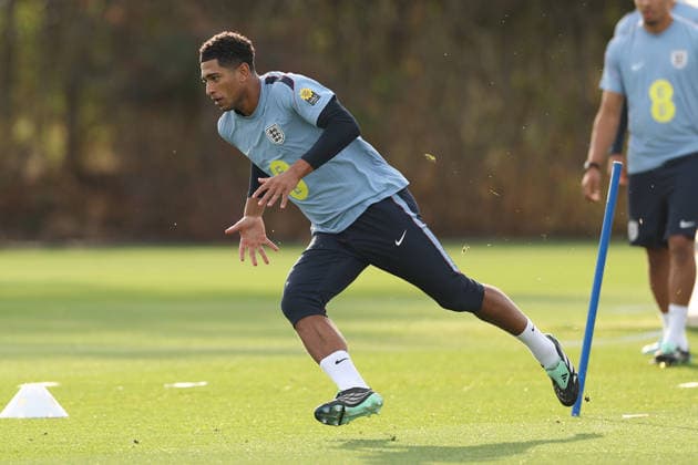 England MD-1 Training, Nations League Jude Bellingham of England during the England MD-1 training session ahead of the 2026 27 UEFA Nations League Group A3 match vs Spain, Tottenham Hotspur Training Ground, Enfield, England on 25 September 2026 Credit: Tiego Grenho Every Second Media Editorial use only. All images are copyright Every Second Media Limited. No images may be reproduced without prior permission. Copyright: xIMAGO EveryxSecondxMediax ESM-2188-0049 TiegoxGrenhox xEveryxSecondxMediax