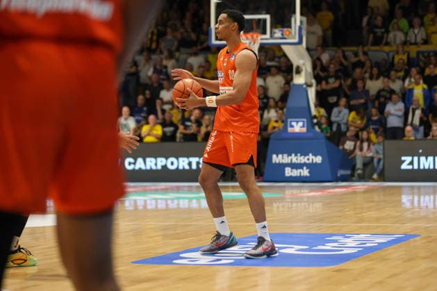 GER, Phoenix Hagen vs. Ratiopharm Ulm, Basketball, 1st Bundesliga, Matchday 2, 2026–2027 Season, September 25, 2026, Jaylen Sims, Ratiopharm Ulm (GER), Phoenix Hagen vs. Ratiopharm Ulm, Basketball, 1st Bundesliga, Matchday 2, 2026–2027 Season, September 25, 2026, Hagen Copyright: xEibner-Pressefoto JavadxMohammadpourx EP_JMR