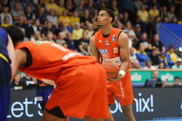 GER, Phoenix Hagen vs. Ratiopharm Ulm, Basketball, 1st Bundesliga, Matchday 2, 2026–2027 Season, September 25, 2026,Jaylen Sims, Ratiopharm Ulm (GER), Phoenix Hagen vs. Ratiopharm Ulm, Basketball, 1st Bundesliga, Matchday 2, 2026–2027 Season, September 25, 2026, Hagen Copyright: xEibner-Pressefoto JavadxMohammadpourx EP_JMR