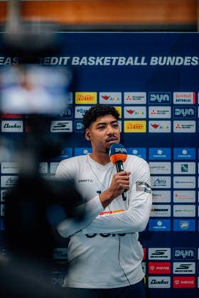 BB 1BL Men s Syntainics MBC vs. Science City Jena: Kostja Mushidi of Syntainics MBC during the 2026–2027 season on Matchday 2 of the 1st EasyCredit Basketball Bundesliga between Syntainics MBC and Science City Jena at the Stadthalle in Weissenfels on September 25, 2026 in Weissenfels, Saxony-Anhalt, Germany