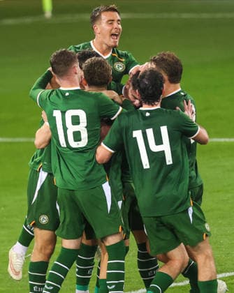 2027 UEFA Under 21 European Qualifier, Kosicka Futbalova Arena, Kosice, Slovakia 25 9 2026 Slovakia vs Republic of Ireland Ireland™s Sean Grehan celebrates scoring their second goal from a header with teammates Sean Grehan celebrates scoring their second goal from a header with teammates 25 9 2026  Copyright: xAleksandarxDjorovicx AS4A3303