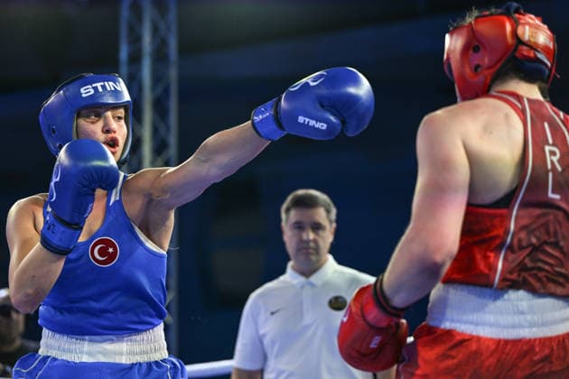 2026 European Boxing Championships SOFIA, BULGARIA - SEPTEMBER 25: Busra Isildar (blue) of Turkiye in action against Aoife O Rourke (red) of Ireland during the Elite Women s 75kg Final at the 2026 European Boxing Elite Championships at Asics Arena Sports Hall in Sofia, Bulgaria, on September 25, 2026. Artur Widak Anadolu Sofia Bulgaria. Editorial use only. Please get in touch for any other usage.  Copyright: x2026xAnadoluxArturxWidakx