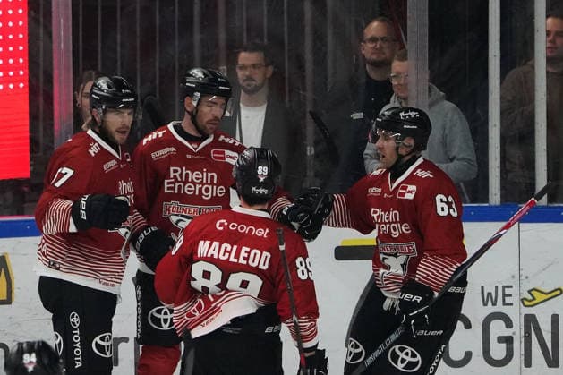 Cologne, DEL, 2026–2027 season, Kölner Haie vs. Eisbären Berlin, September 25, 2026, Lanxessarena Cologne, Kölner Haie celebrate
