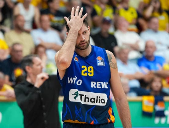 Patricio Garino of Phoenix Hagen, 29, reacts (GER), Phoenix Hagen vs. ratiopharm Ulm, easyCredit BBL, Matchday 2, 2026–27 season, Krollmann Arena, Hagen, September 25, 2026. Photo by HMB Media, Scott W. Coleman Copyright: HMBxMedia xScottxW.xColeman