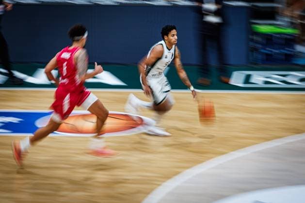 Eli Brooks Gladiators Trier face off against Michael Kessens Telekom Baskets Bonn, Action: Vet Concept Gladiators Trier vs. Telekom Baskets Bonn, Basketball, easyCredit BBL, Matchday 2, 2026–2027 Season, September 25, 2026 Vet Concept Gladiators Trier vs. Telekom Baskets Bonn, Basketball, easyCredit BBL, Matchday 2, 2026–2027 Season, September 25, 2026 Copyright: xEibnerxPressefotox EP_ANS
