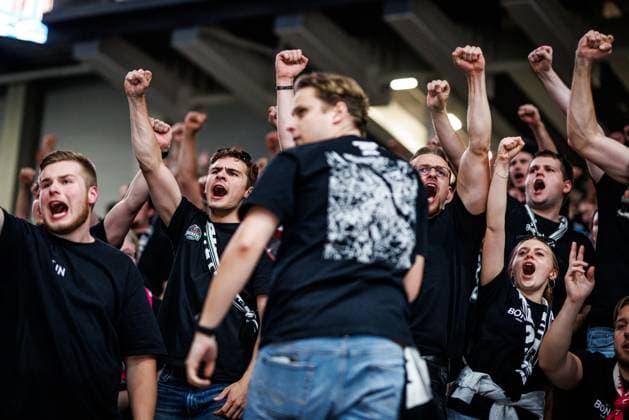 Telekom Baskets fan section, emotions, gestures, body language, facial expressions: Vet Concept Gladiators Trier vs. Telekom Baskets Bonn, basketball, easyCredit BBL, Matchday 2, 2026–2027 season, September 25, 2026 Vet Concept Gladiators Trier vs. Telekom Baskets Bonn, basketball, easyCredit BBL, Matchday 2, 2026–2027 season, September 25, 2026 Copyright: xEibnerxPressefotox EP_ANS