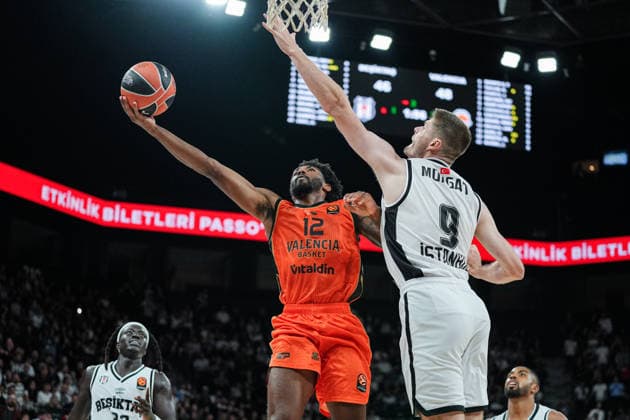 Besiktas v Valencia Basket - EuroLeague ISTANBUL, TURKIYE - SEPTEMBER 25: Conor Morgan (12) of Besiktas competes against Armoni Brooks (9) of Valencia Basket during the EuroLeague Regular Season Round 1 match between Besiktas and Valencia Basket at the Turkcell Basketball Development Center in Istanbul, Turkiye, on September 25, 2026. Cemal Yurttas Anadolu Istanbul Turkey. Editorial use only. Please get in touch for any other usage.  Copyright: x2026xAnadoluxCemalxYurttasx