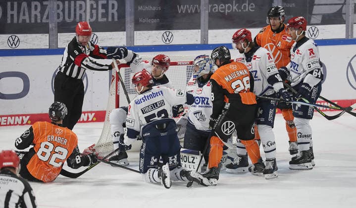 Turmoil in Front of the Net by Joacim Eriksson Schwenninger Wild Wings Ice Hockey, DEL, Penny DEL, Men, 2026–2027 Season: Grizzlys Wolfsburg vs. Schwenninger Wild Wings
