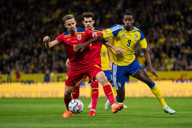 September 25, 2026: Nicu?or Bancu of Romania and Alexander Isak of Sweden during the Nations League soccer match between Sweden and Romania on September 25, 2026 in Stockholm. Photo by Emma Wallskog. BILDBYRAN code EW JM0854 bbeng soccer football fotball Nations League UEFA Nations League Sweden Sweden A Romania  Copyright: EMMAxWALLSKOG BB260925EW020