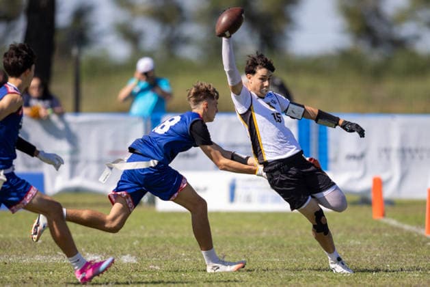 15 german player runs with the ball and is tackled by slovakia player, U15 Mixed Germany vs Slovakia IFAF European Youth Championships 2026, 24.09.2026 Lido Delle Nazioni Lido Delle Nazioni Italia Copyright: xPFA BjörnxKeckerx