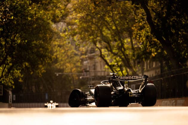 F1 - AZERBAIJAIN GRAND PRIX 2026 12 KIMI ANTONELLI Andrea (ita), Mercedes AMG F1 Team W17, action crash, accident, during the 2026 Formula 1 Azerbaijan Grand Prix, 15th round of the 2026 Formula One World Championship, WM, Weltmeisterschaft from September 24 to 26, 2026 on the Baku City Circuit, in Baku, Azerbaijan - BakuAzerbaijan Copyright: xALBERTOxVIMERCATIx