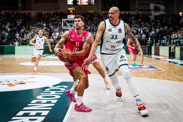 Aleksa Kovacevic of Telekom Baskets Bonn goes head-to-head with Maik Zirbes of the Gladiators Trier, Action: Vet Concept Gladiators Trier vs. Telekom Baskets Bonn, Basketball, easyCredit BBL, Matchday 2, 2026–2027 Season, September 25, 2026, Vet Concept Gladiators Trier vs. Telekom Baskets Bonn, Basketball, easyCredit BBL, Matchday 2, 2026–2027 Season, September 25, 2026 Copyright: xEibnerxPressefotox EP_ANS