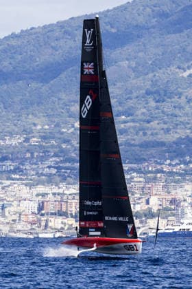 OTHER - Sailing - The Louis Vuitton 38th America s Cup Preliminary Regatta in Naples Photo by IPA ABACAPRESS.COM88966124 - Day 1 of the Louis Vuitton 38th America s Cup Preliminary Regatta in Naples. AC40 foiling monotypes racing across the Gulf of Naples, featuring intense fleet action from all particPhoto by IPA ABACAPRESS.COMting syndicates, including Emirates Team New Zealand, Luna Rossa Prada Pirelli, GB1, Tudor Team Alinghi, and other international teams on the official race course. During the Louis Vuitton 38th America s Cup Preliminary Regatta in Naples, a sailing race in Naples, Italy, on September 25, 2026 Napoli Italy Copyright: xIPAxSport ABACAx