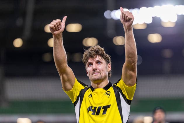 Enzo Wirtz of SC Fortuna Cologne, 09, celebrates after the 1–3 victory. GER, TSV Havelse vs. SC Fortuna Cologne, Soccer, 3rd Division, Matchday 7, 2026–2027 season, September 25, 2026 DFL regulations prohibit the use of photographers to create image sequences and or quasi-video content GER, TSV Havelse vs. SC Fortuna Cologne, soccer, 3. Liga, Matchday 7, 2026–2027 season, September 25, 2026, Hanover Copyright: xEibner-Pressefoto JanxRollingerx EP_JSK