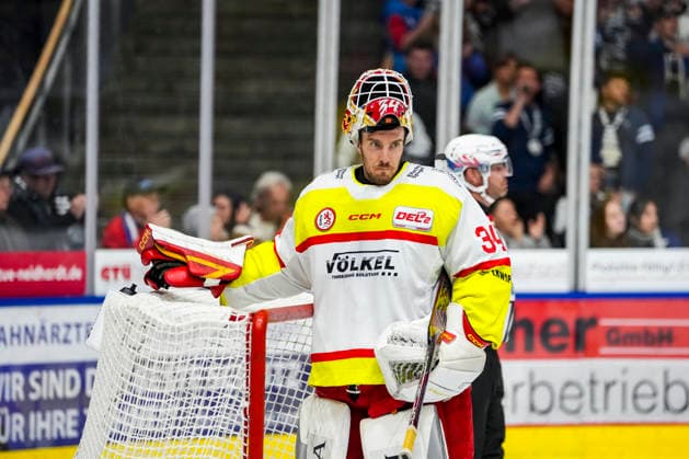 Jonas Langmann, Düsseldorf EG, 34, GER, Ravensburg Towerstars vs. Düsseldorf EG, Ice Hockey, DEL2 Regular Season, Matchday 3, 2026–2027 Season, September 25, 2026, GER, Ravensburg Towerstars vs. Düsseldorf EG, Ice Hockey, DEL2 Regular Season, Matchday 3, 2026–2027 Season, September 25, 2026, Ravensburg Copyright: xEibner-Pressefoto MaximilianxRistx EP_MRT