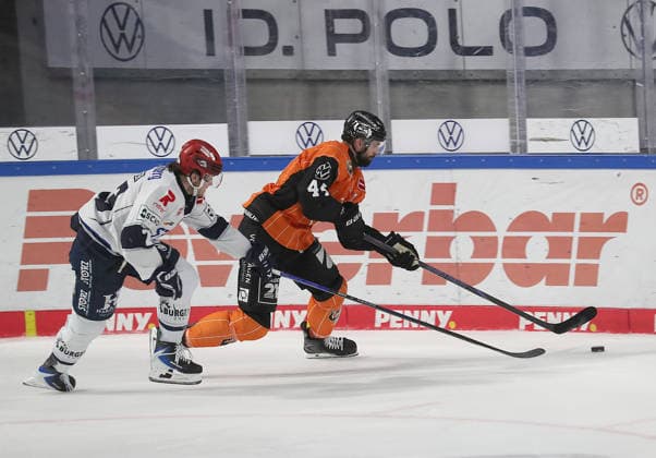 Julian Melchiori: Grizzlys Wolfsburg Face Off Against Reed Lebster s Schwenninger Wild Wings; Ice Hockey, DEL, Penny DEL, Men s, 2026–2027 Season; Grizzlys Wolfsburg vs. Schwenninger Wild Wings