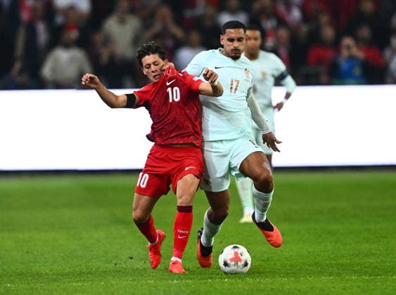 Turkiye v France - UEFA Nations League KOCAELI, TURKIYE - SEPTEMBER 25: Turkiye national team, Nationalteam player Arda Guler (10) competes with France national team player Maxence Lacroix (17) during the UEFA Nations League A League Group 1 match between Turkiye and France at Kocaeli Stadium in Kocaeli, Turkiye, on September 25, 2026. Oguz Yeter Anadolu Kocaeli Turkey. Editorial use only. Please get in touch for any other usage.  Copyright: x2026xAnadoluxOguzxYeterx