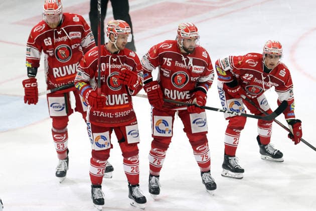 Sahnpark Crimmitschau, September 25, 2026; 2026–27 Season; Ice Hockey; 2nd Bundesliga; Regular Season; Game 3; Saxony Ice Arena; Eispiraten; Eispiraten vs. Dresdner Eislöwen; Stanislav Dietz (63); Emil Quaas (20); Denis Shevyrin 75 Tim Lutz 22 (from left) all EPC Crimmitschau Saxony Germany