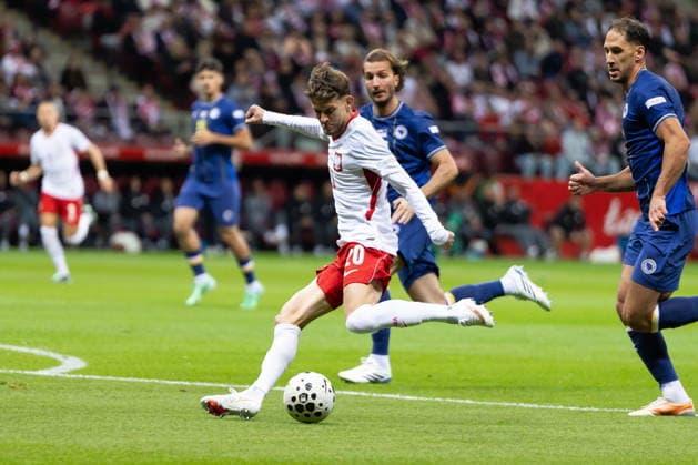 WARSZAWA 25.09.2026 MECZ 1. KOLEJKA GRUPA B4 LIGA NARODOW SEZON 2026 27: POLSKA - BOSNIA I HERCEGOWINA --- UEFA NATIONS LEAGUE FOOTBALL MATCH: POLAND - BOSNIA AND HERZEGOVINA SEBASTIAN SZYMANSKI FOT. JAKUB MARKOWSKI 400MM.PL NEWSPIX.PL --- newspix.pl 
