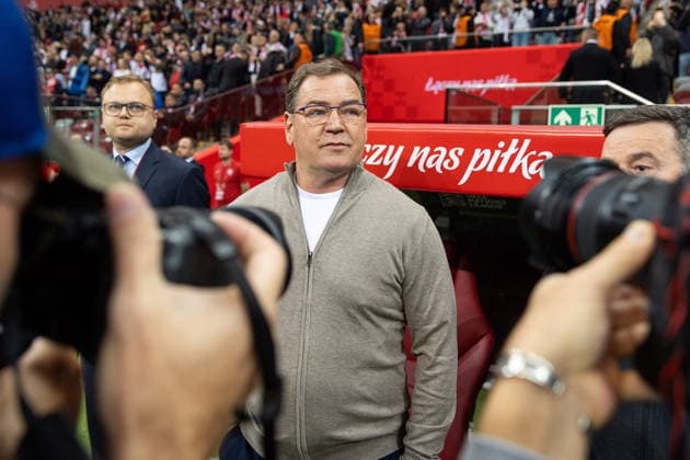 WARSAW, POLAND - SEPTEMBER 25: Head Coach Jan Urban during the UEFA Nations League B Group 4 Round 1 MD1 match between Poland nad Bosnia and Herzegovina at PGE Narodowy on September 25, 2026 in Warsaw, Poland --- Pilka nozna. Liga Narodow B Grupa 4 mecz : Polska - Bosnia i Hercegowina (Photo by Igor Jakubowski Arena Akcji) NEWSPIX.PL --- newspix.pl 