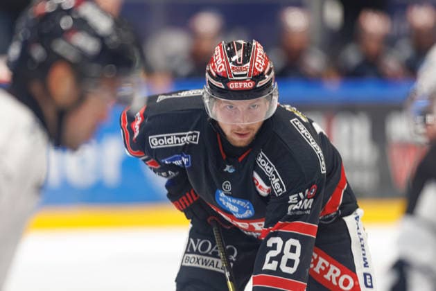 Markus Lillich, 28, ECDC Memmingen Indians, during the game between the ECDC Memmingen Indians and EHC Freiburg, ice hockey, men s, DEL2, 2026–2027, Matchday 3 on September 25, 2026, in Memmingen, Kutter Arena, Bavaria, Germany