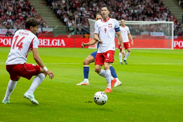 Poland - Bosnia and Herzegovina 25.09.2026 football, Warsaw, PGE National Stadium, UEFA Nations League B Group B4 (pilka nozna, Warszawa, Liga Narodow ) game , match Poland - Bosnia and Herzegovina image shows: Robert Lewandowski (R) photo Katarzyna Plewczynska Fotostyk Copyright: xKatarzynaxPlewczynskax KAPL2317